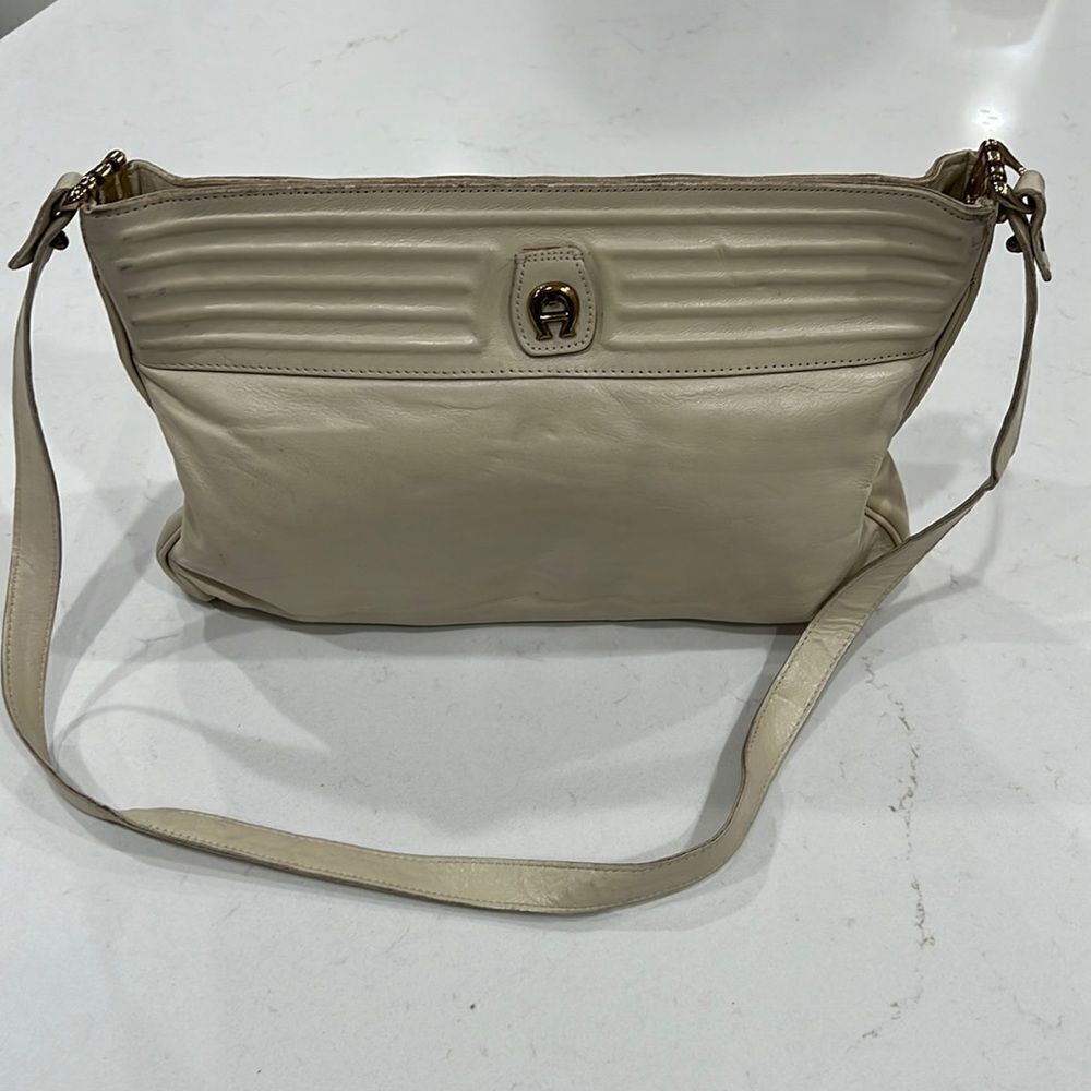 Vintage ivory clutch